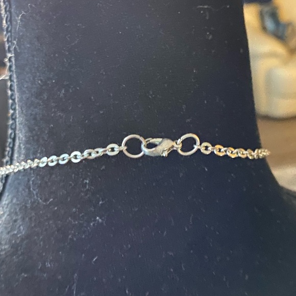 Chicos silver knotted choker necklace with drop dangle. - Picture 4 of 8